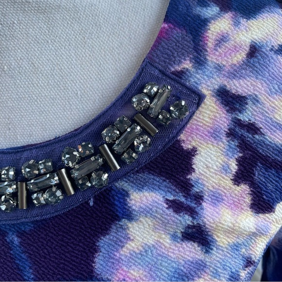 Jessica Simpson Ciara Dress in Purple Lilypad Size S (NWT) - Picture 4 of 12